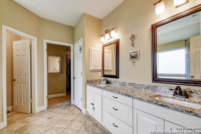 Image 18 of 30 For 12838 Vidorra Circle Dr