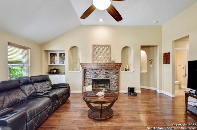 Image 7 of 30 For 12838 Vidorra Circle Dr