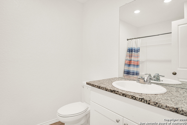 Listing photo id 9 for 8038 Chanting Bend