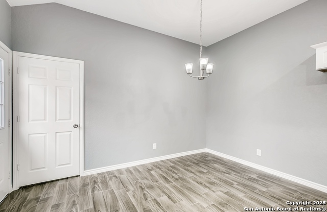 Image 8 of 19 For 1214 Chalmers