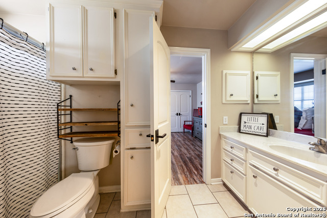 Image 33 of 49 For 7046 Devonshire