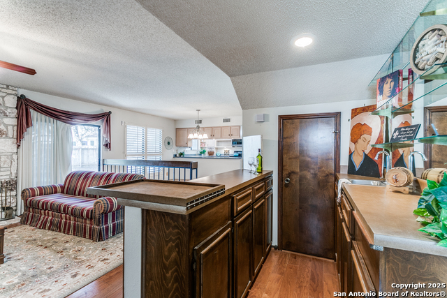 Image 10 of 24 For 2634 Crow Vly