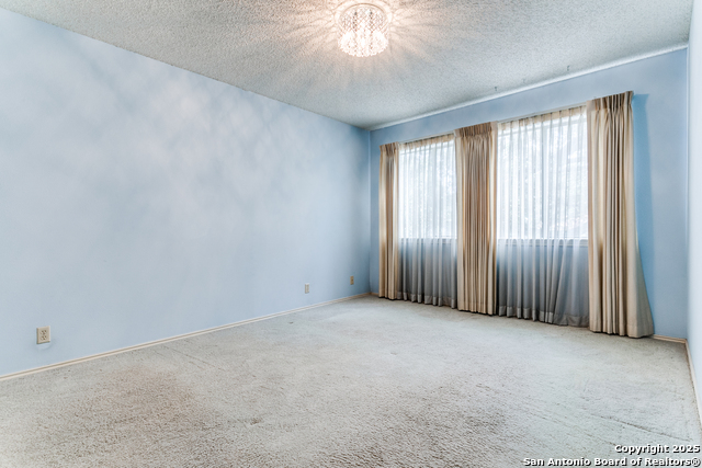 Image 17 of 24 For 2634 Crow Vly