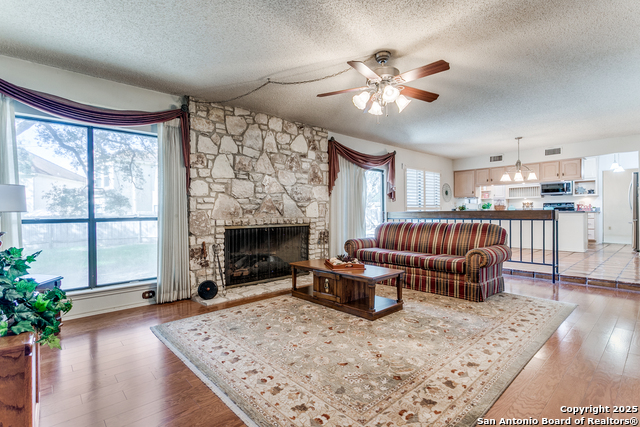 Image 9 of 24 For 2634 Crow Vly