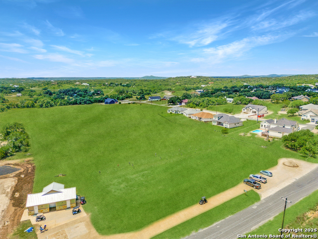 Image 14 of 21 For 212 S. John Bird