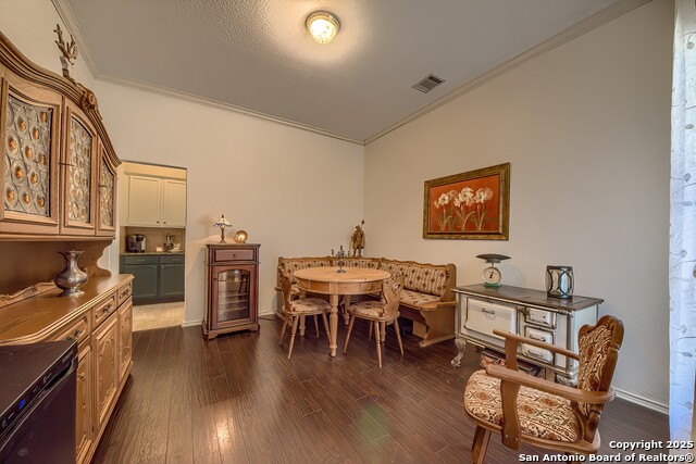 Image 8 of 34 For 3515 Edge View