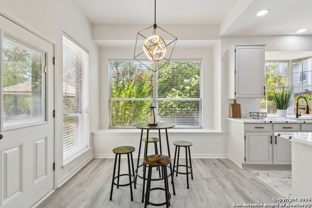 Image 11 of 51 For 2023 Flint Oak