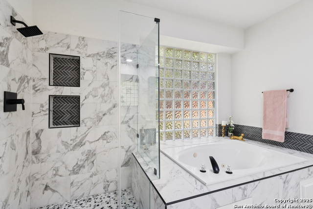 Image 23 of 51 For 2023 Flint Oak