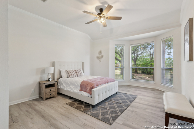 Image 26 of 51 For 2023 Flint Oak