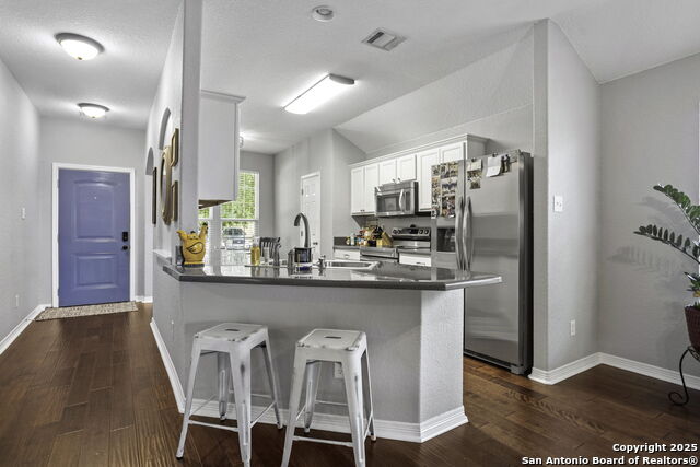 Listing photo id 8 for 12018 Mill Berger