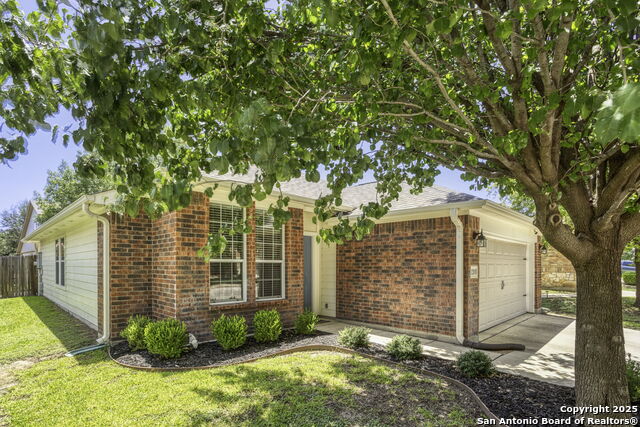 Listing photo id 0 for 12018 Mill Berger