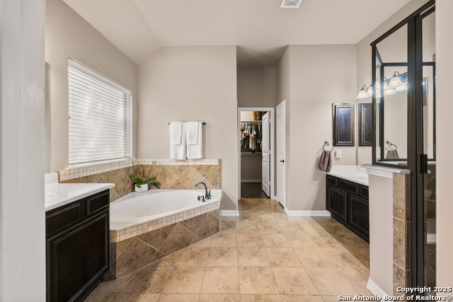 Image 19 of 36 For 17419 Oak Canyon