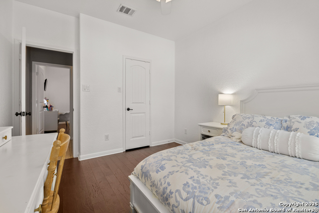 Image 22 of 36 For 17419 Oak Canyon