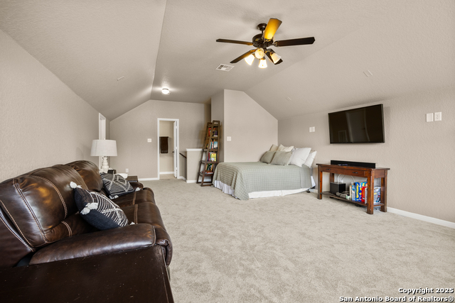 Image 27 of 36 For 17419 Oak Canyon