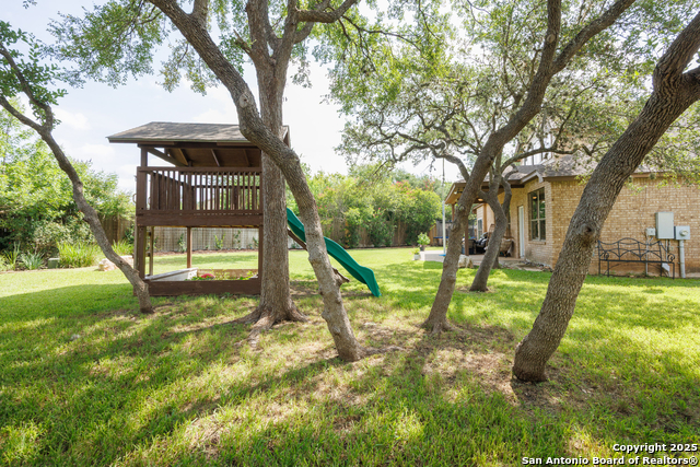 Image 32 of 36 For 17419 Oak Canyon