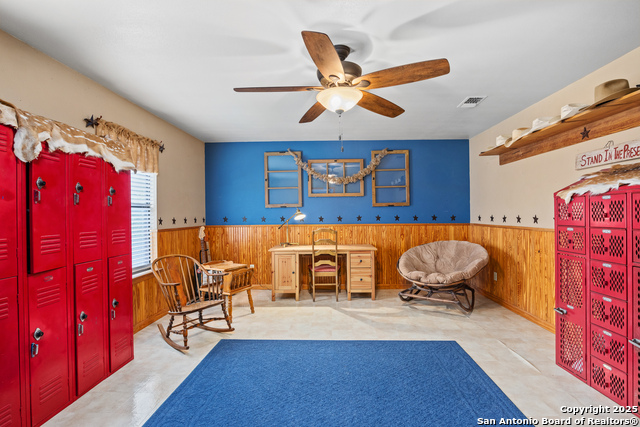 Image 18 of 38 For 475 Stoney Hill