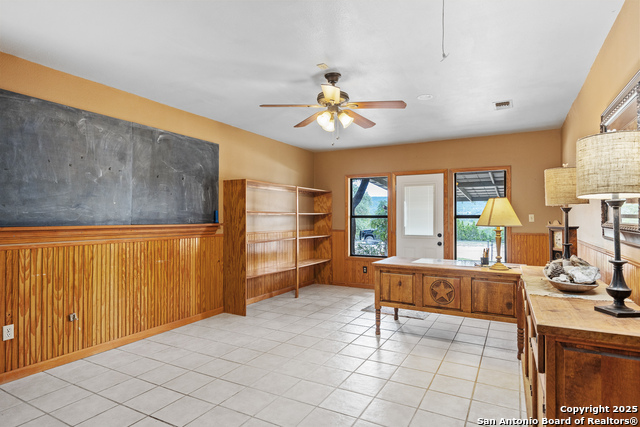 Image 21 of 38 For 475 Stoney Hill