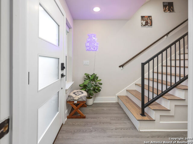 Image 2 of 41 For 411 Ira  1101