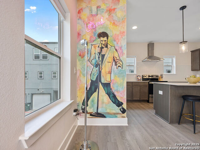 Image 3 of 41 For 411 Ira  1101