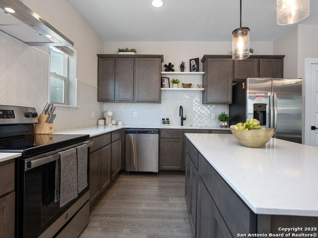 Image 5 of 41 For 411 Ira  1101