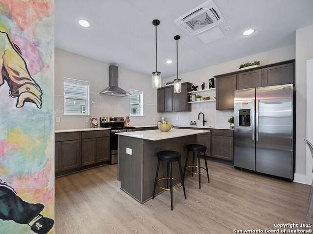 Image 6 of 41 For 411 Ira  1101