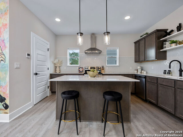 Image 7 of 41 For 411 Ira  1101