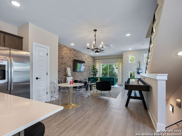 Image 9 of 41 For 411 Ira  1101