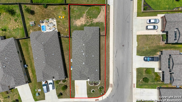 Listing photo id 29 for 7503 Coffee  