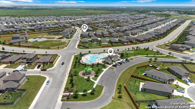 Listing photo id 30 for 7503 Coffee  