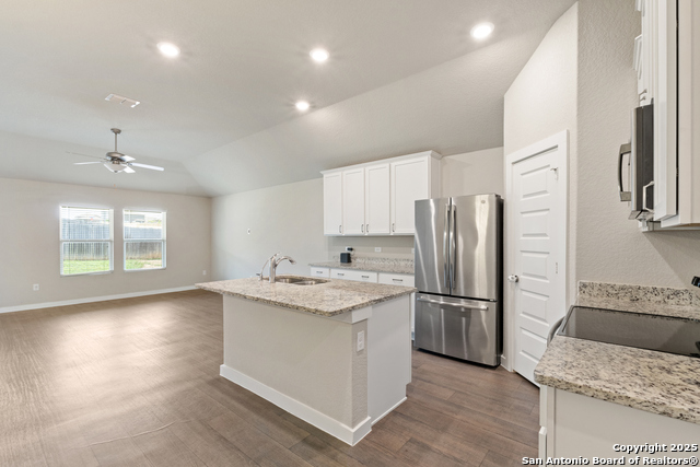 Listing photo id 2 for 7503 Coffee  