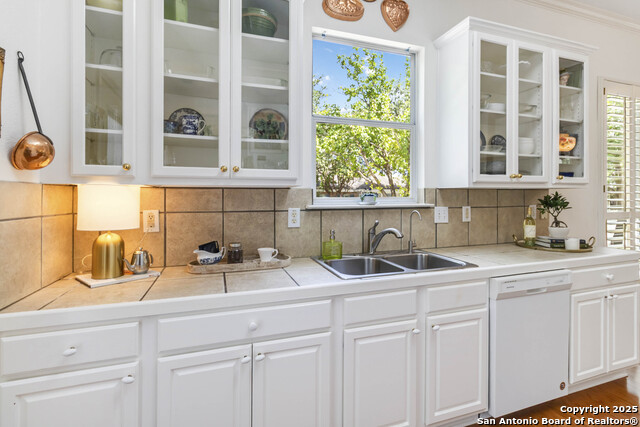 Image 16 of 38 For 2212 Cotton Blvd