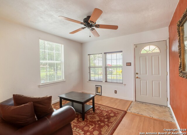 Image 3 of 41 For 12303 Pearsall Rd