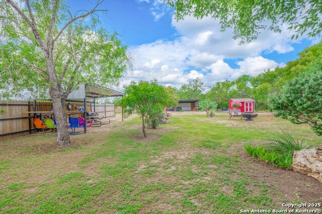 Image 30 of 41 For 12303 Pearsall Rd