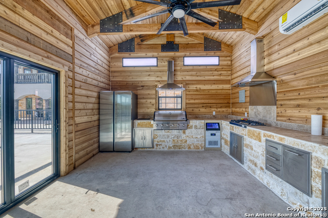 Listing photo id 14 for 1747 Mountain Valley