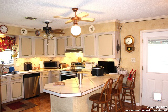 Image 10 of 25 For 116 Bluebonnet Dr E