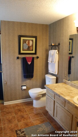 Image 15 of 25 For 116 Bluebonnet Dr E