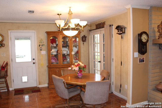 Image 8 of 25 For 116 Bluebonnet Dr E