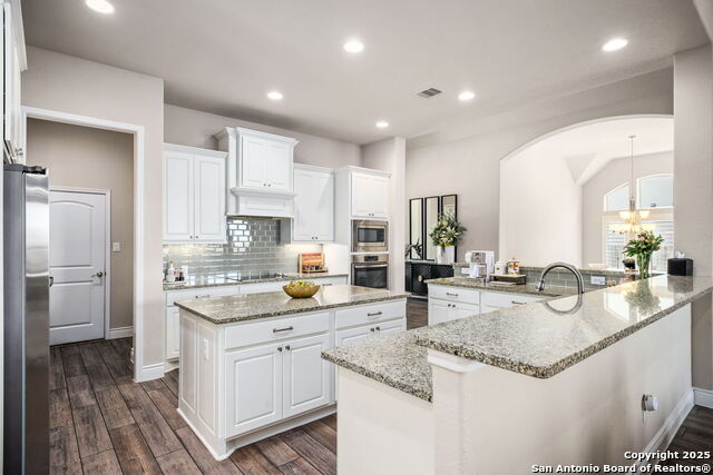 Image 16 of 46 For 7947 Cibolo  