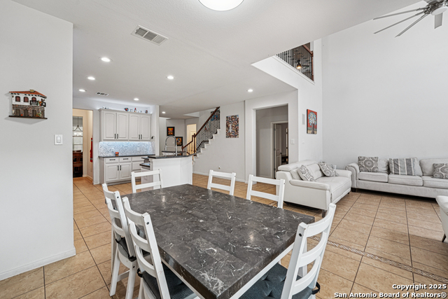 Listing photo id 8 for 110 Farm House