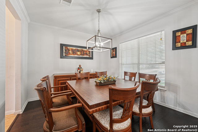 Listing photo id 14 for 110 Farm House