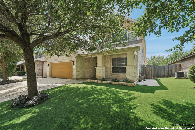 Listing photo id 0 for 110 Farm House