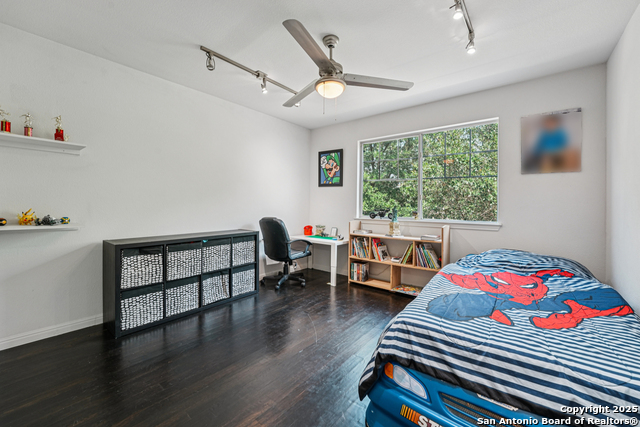 Listing photo id 26 for 110 Farm House