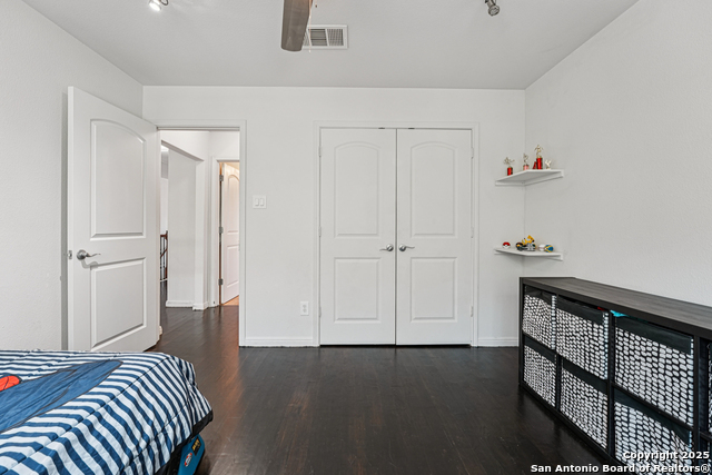 Listing photo id 27 for 110 Farm House