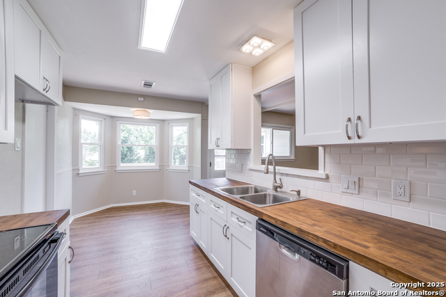 Listing photo id 10 for 3323 Old Frg