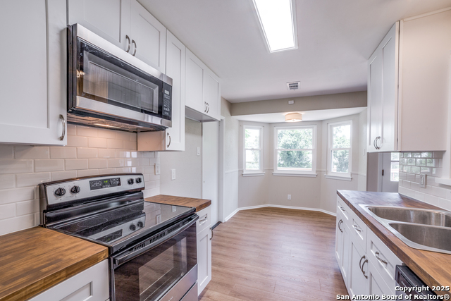 Listing photo id 11 for 3323 Old Frg