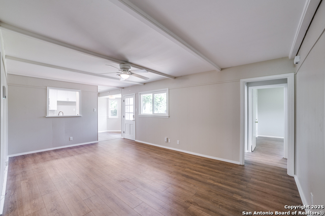 Listing photo id 16 for 3323 Old Frg