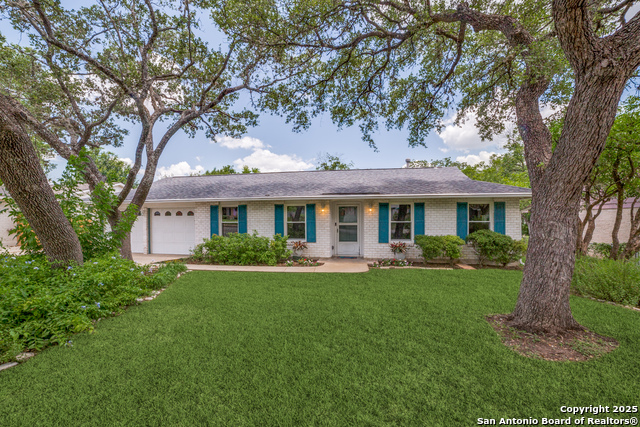 Listing photo id 0 for 3323 Old Frg