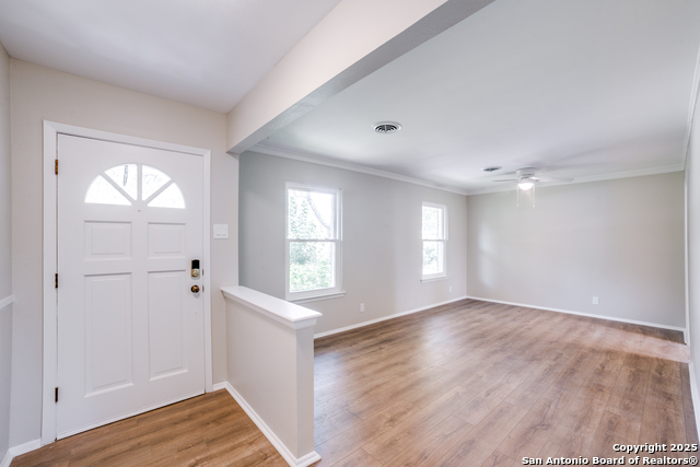 Listing photo id 3 for 3323 Old Frg