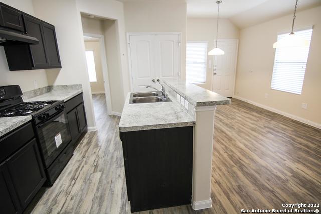 Image 4 of 13 For 5519 Degan Way