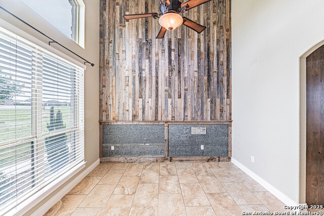 Listing photo id 14 for 108 Westfield Ranch